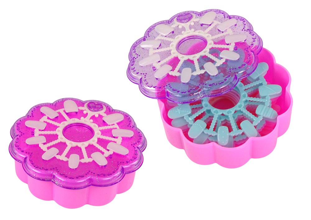 Manikiūro rinkinys su nagų daile