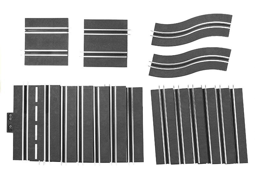 Nuotoliniu būdu valdomi automobiliai su lenktynių trasa