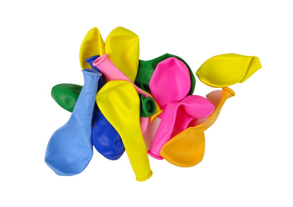 Aerodinaminis automobilis delfinas su paleidimo