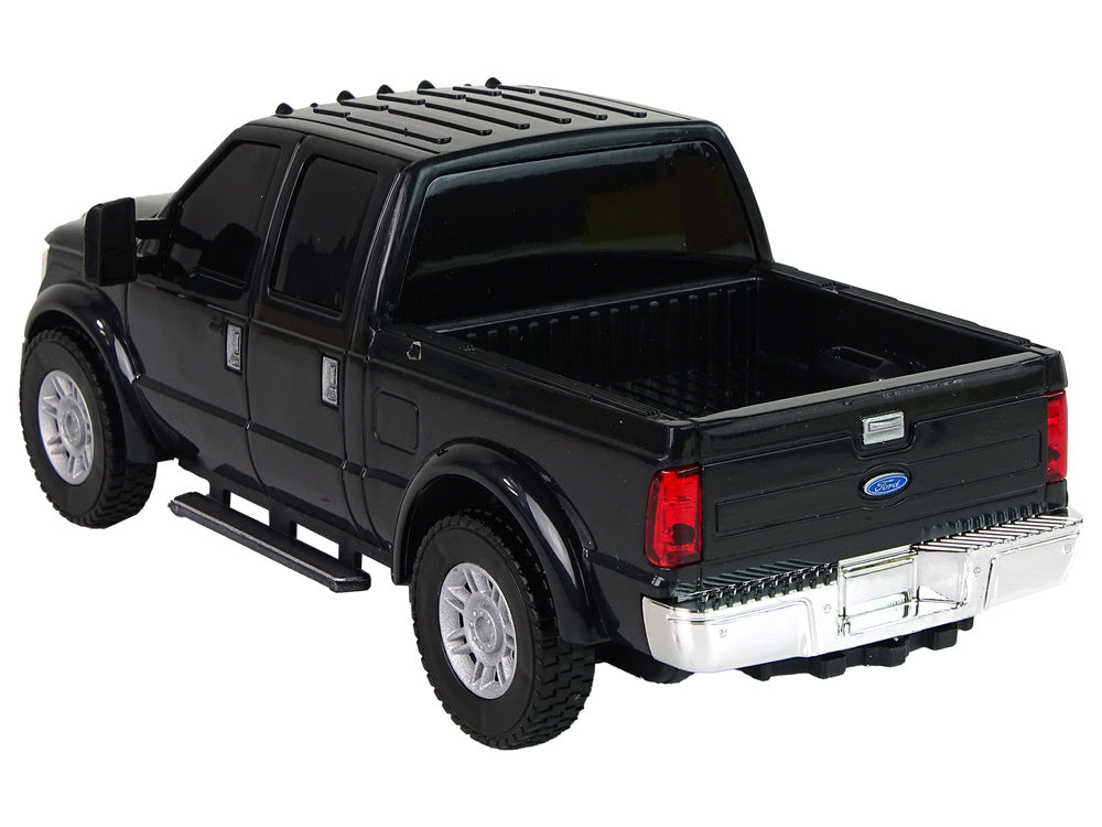 Automobilis Ford F-350, juodas