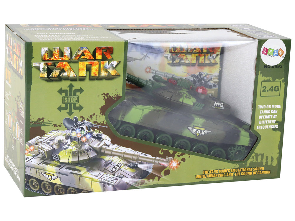 Didelis nuotoliniu būdu valdomas karinis tankas, žalias