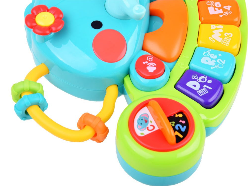 Muzikinis pianinas dramblys