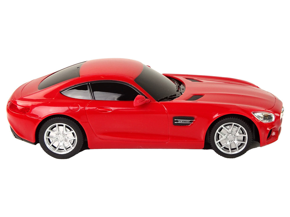 Nuotoliniu būdu valdomas vilkikas Mercedes-Benz su šviesos efektais, geltonas