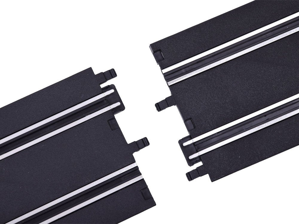 Didelė lenktynių trasa su kilpomis ir 2 automobiliais