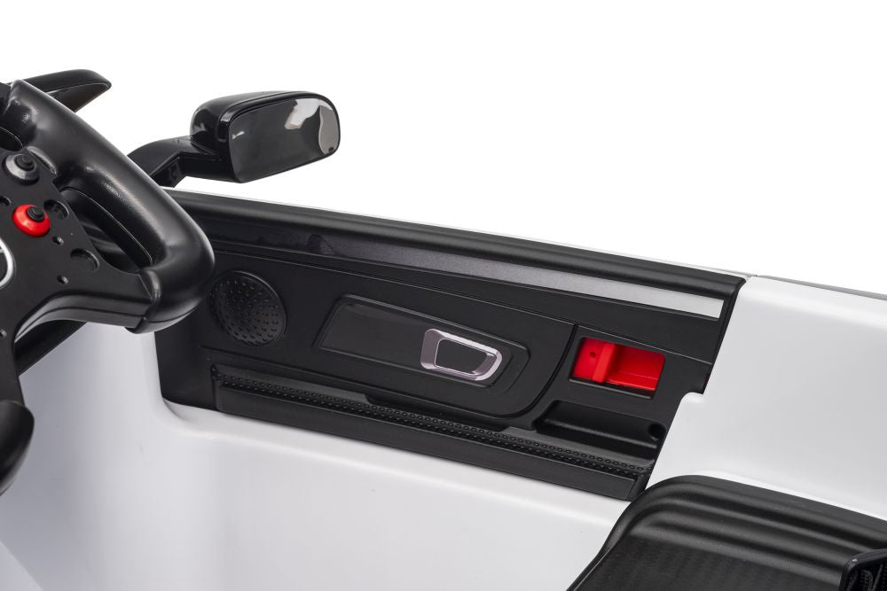 Vienvietis elektrinis sportinis automobilis Mercedes AMG GT3 vaikams, baltas