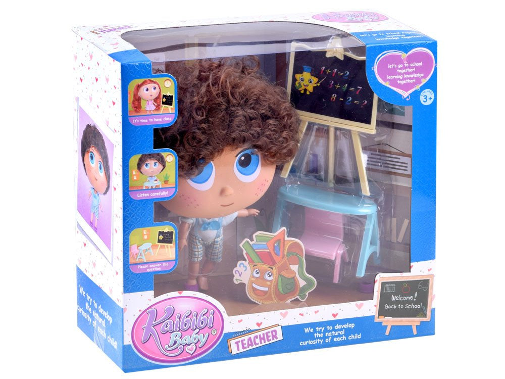 Lėlė Tymek su mokyklos priedais