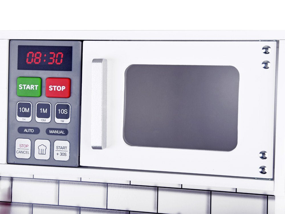 Didelė medinė virtuvė su šviesa ir garsais