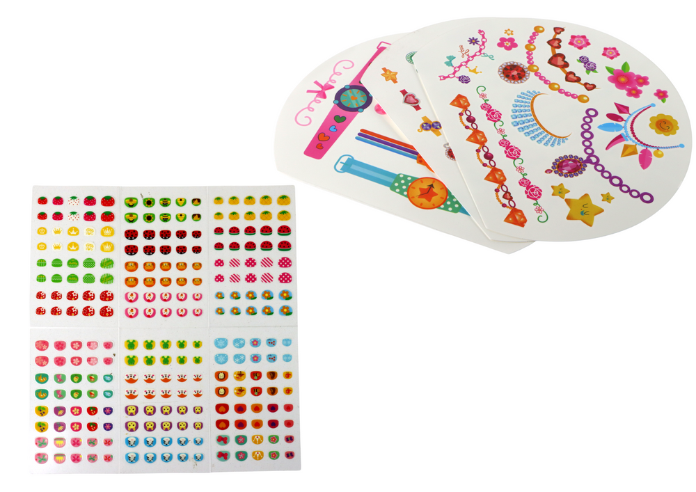 Grožio priemonių rinkinys lagamine, rožinis