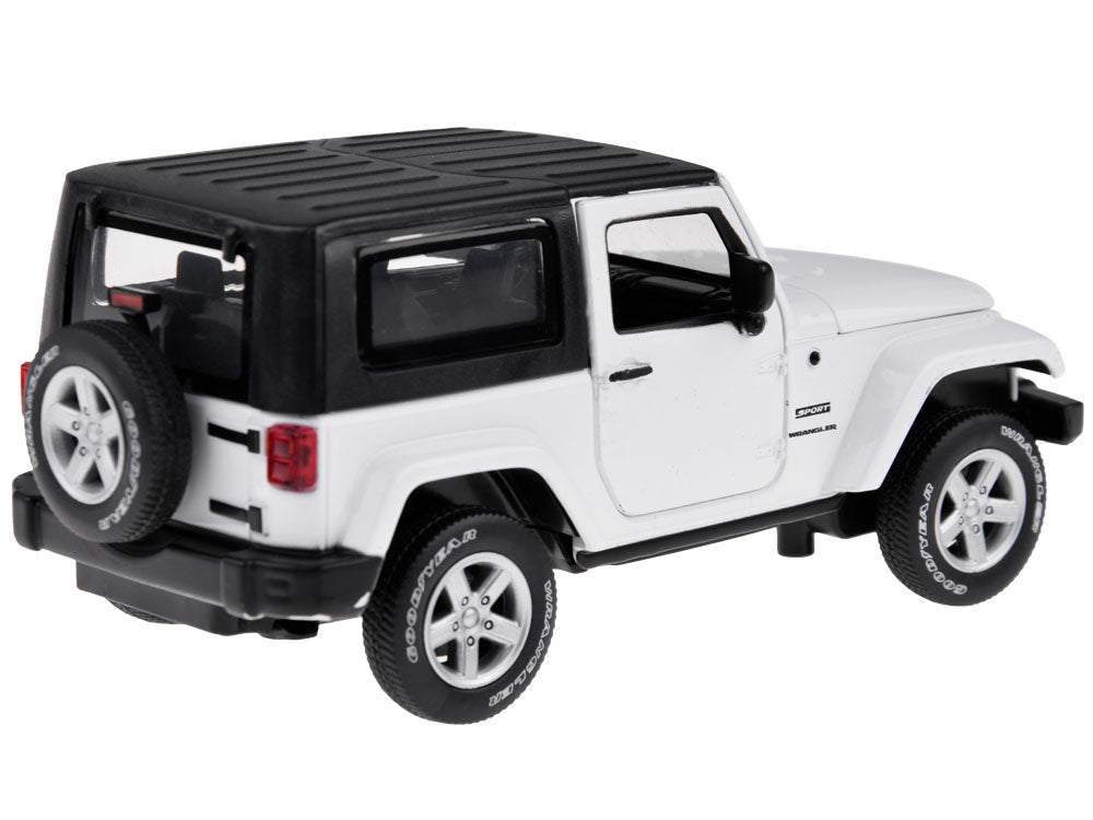 Žaislinis metalinis visureigis Jeep Wrangler 1:32, baltas