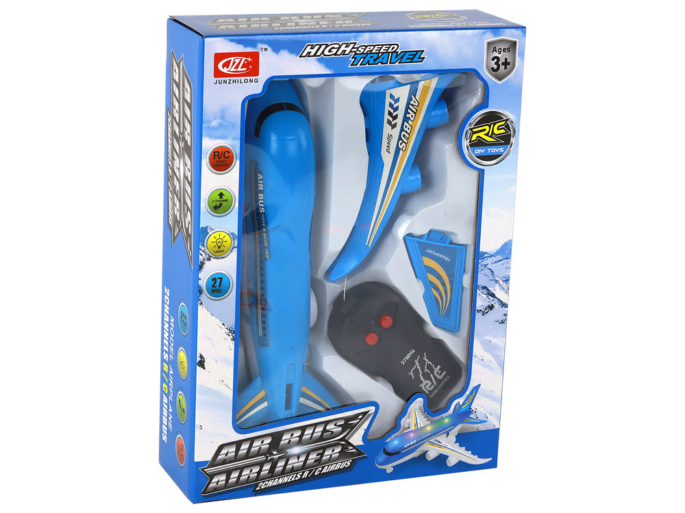 Nuotoliniu būdu valdomas keleivinis lėktuvas, mėlynas