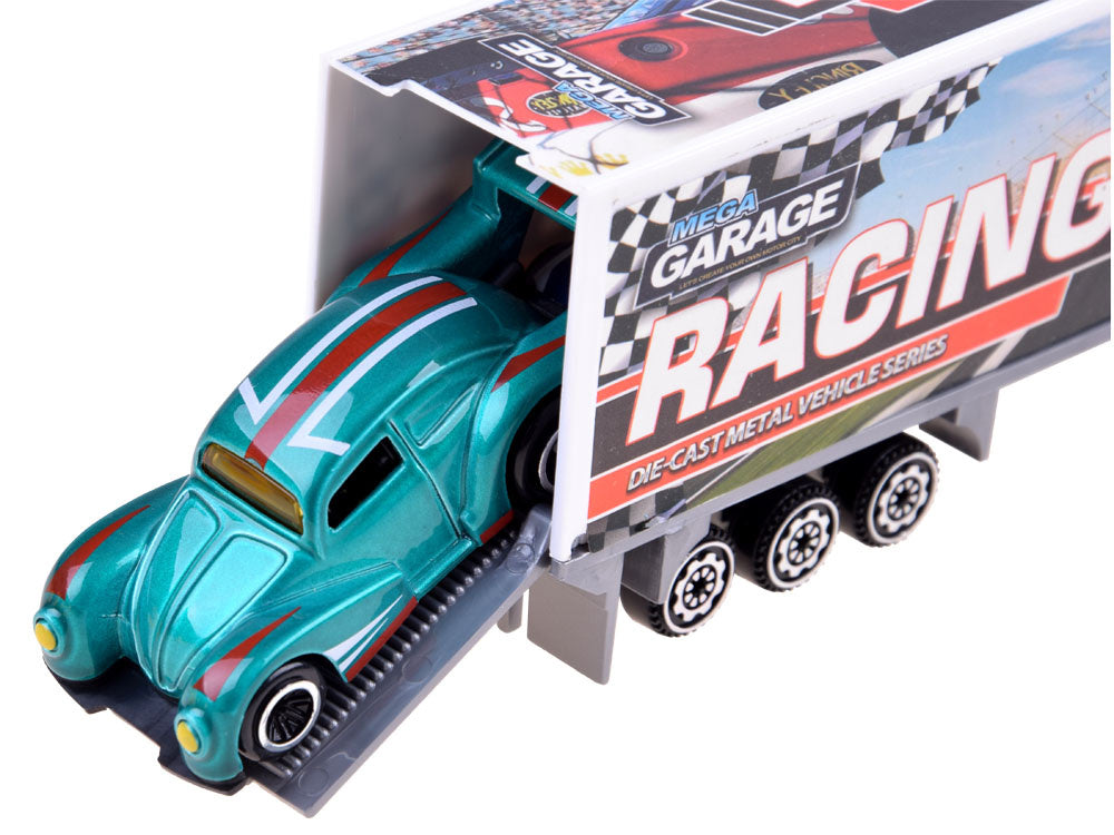 Sunkvežimis su automobiliais ir priedais