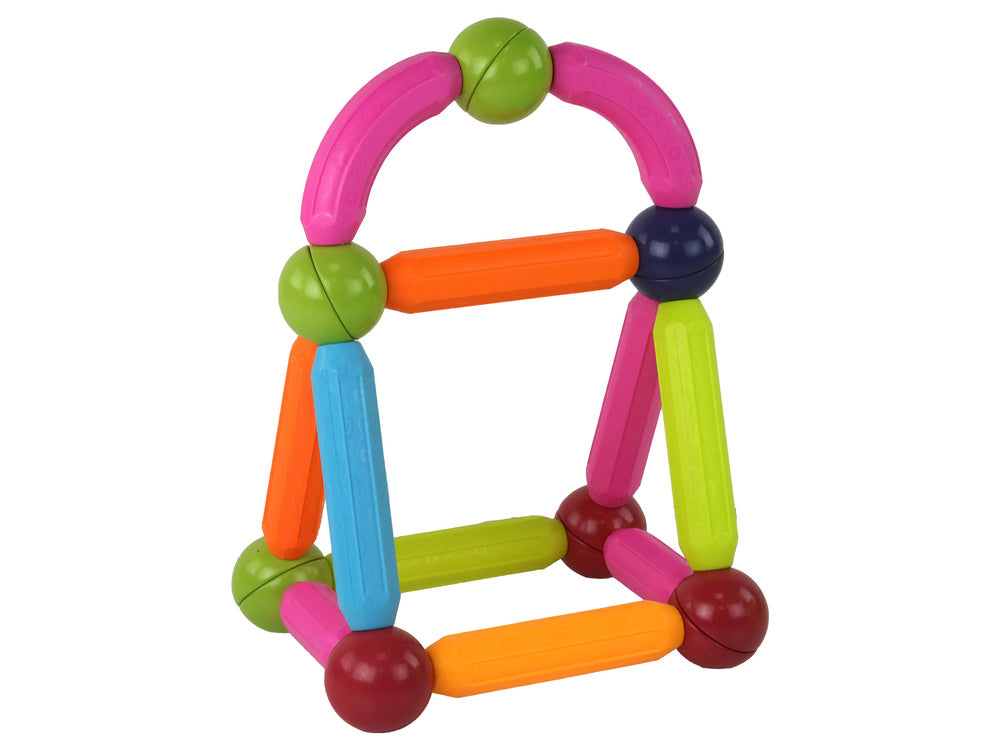 Magnetinės kaladėlės lagamine 64 el.