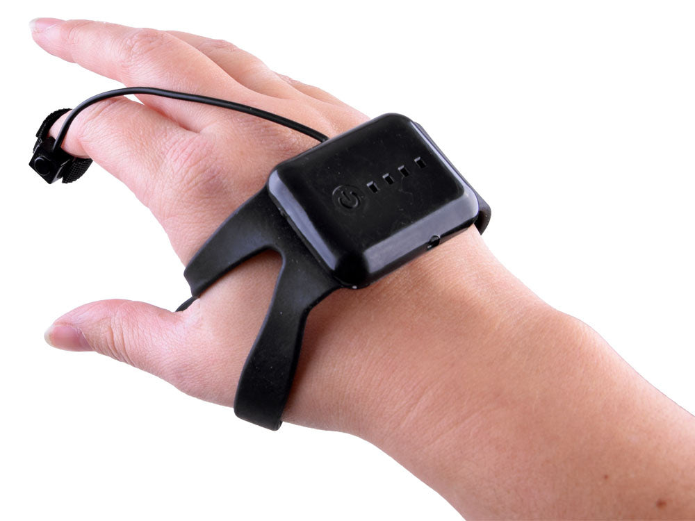 Nuotoliniu būdu valdomas dronas, geltonas