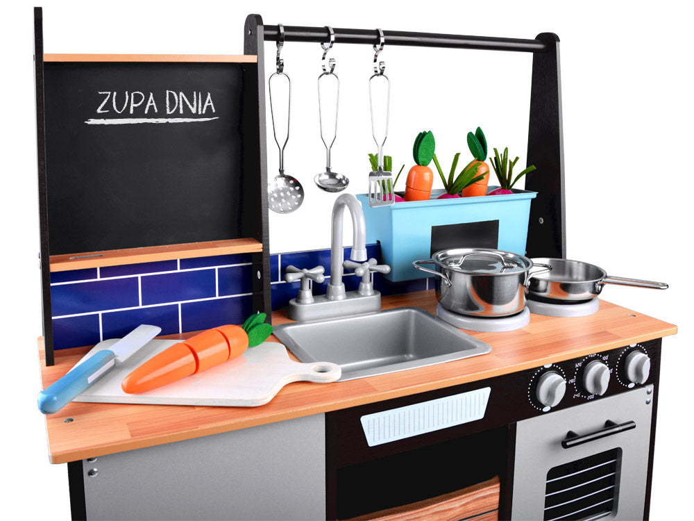 Vaikiška medinė virtuvė su priedais