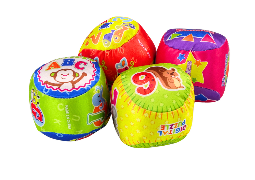 Minkštų barškančių kamuoliukų rinkinys 4 vnt.