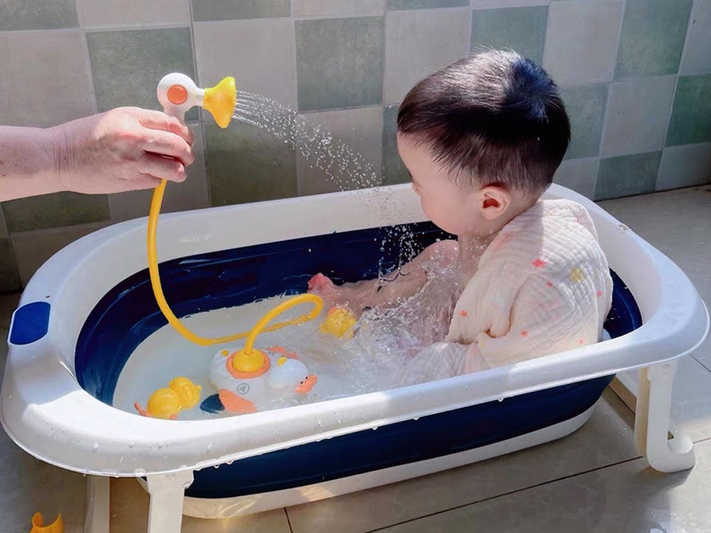 Vonios žaislas „Plūduriuojantis anties dušas“