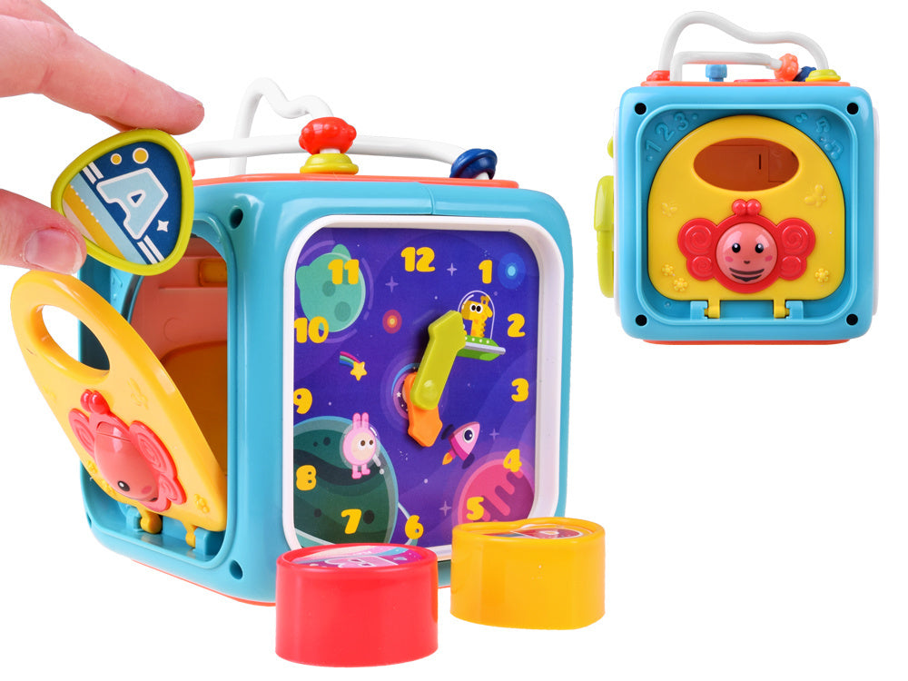 Interaktyvus mokomasis kubas su pianinu