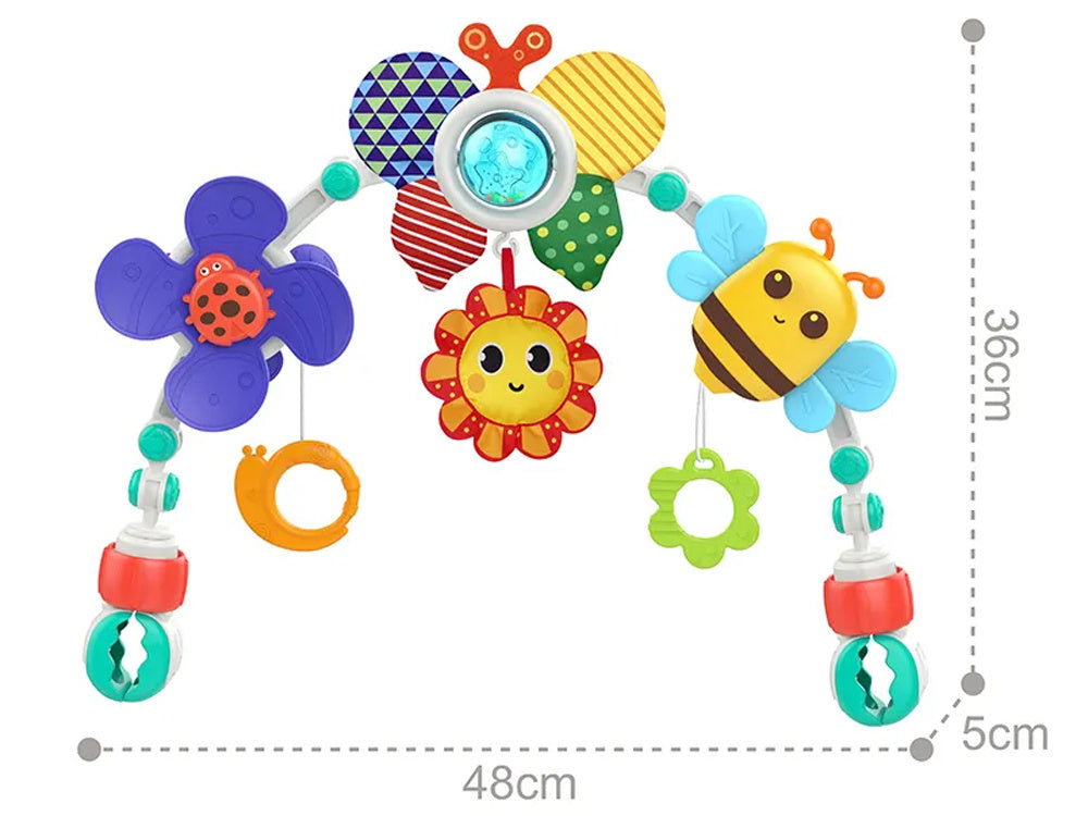 Lankas su žaisliukais vaikiškai lovytei