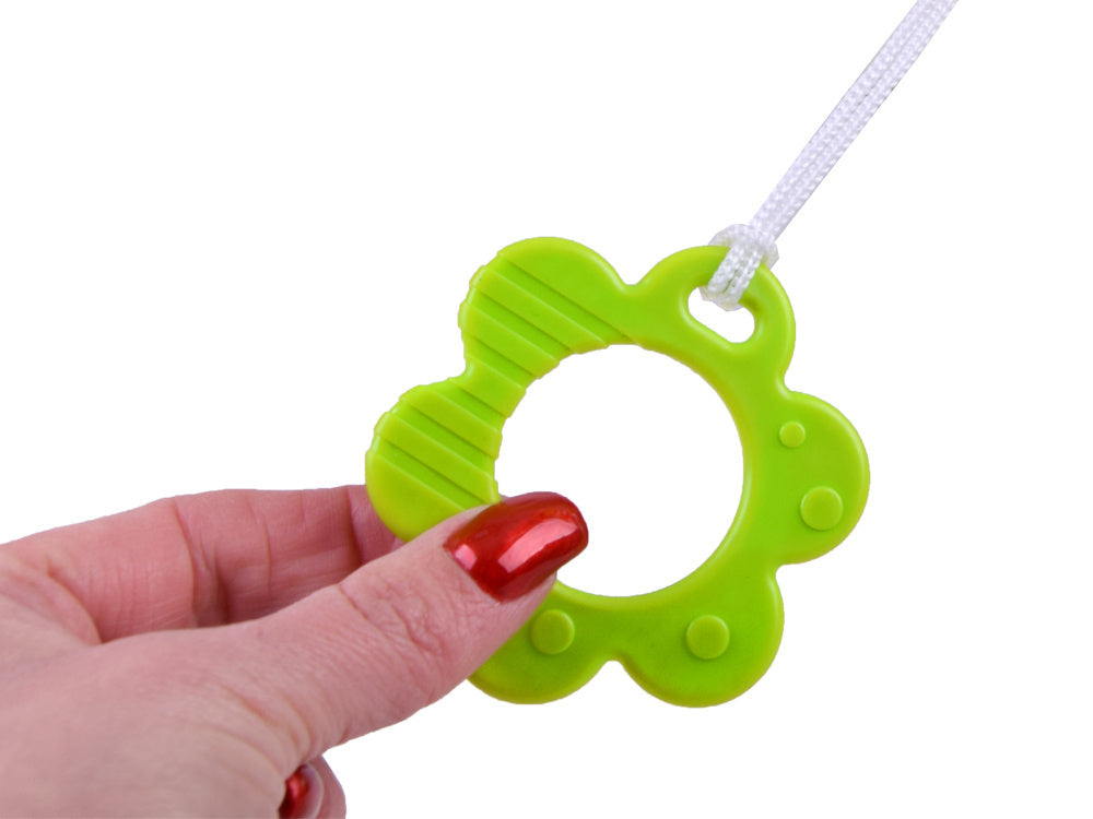 Lankas su žaisliukais vaikiškai lovytei