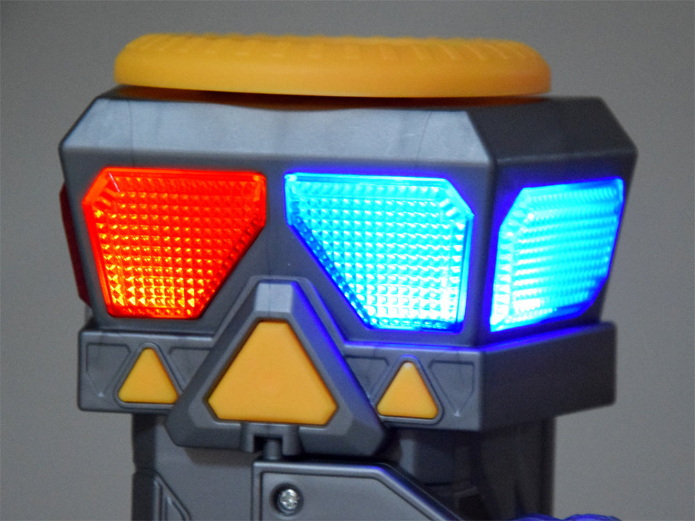 Policijos ir ugniagesių automobilių garažas lagamine