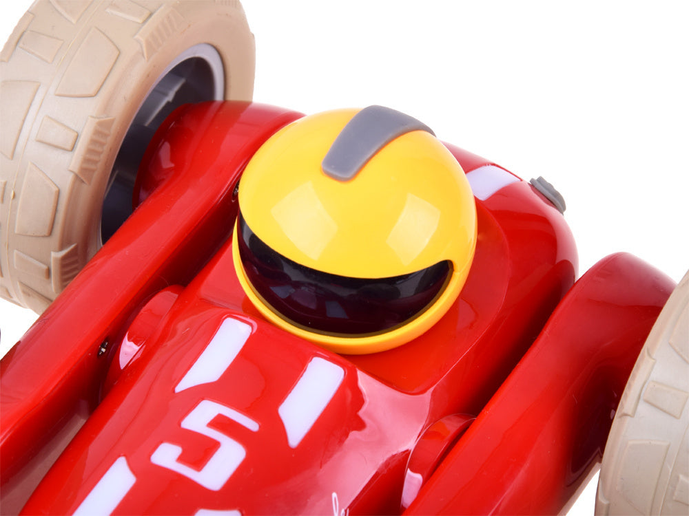 Nuotoliniu būdu valdomos kaskadinis automobilis, raudonas