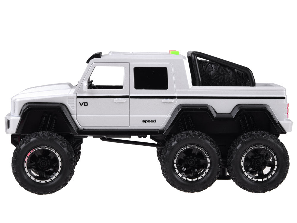 Visureigis pikapas, baltas