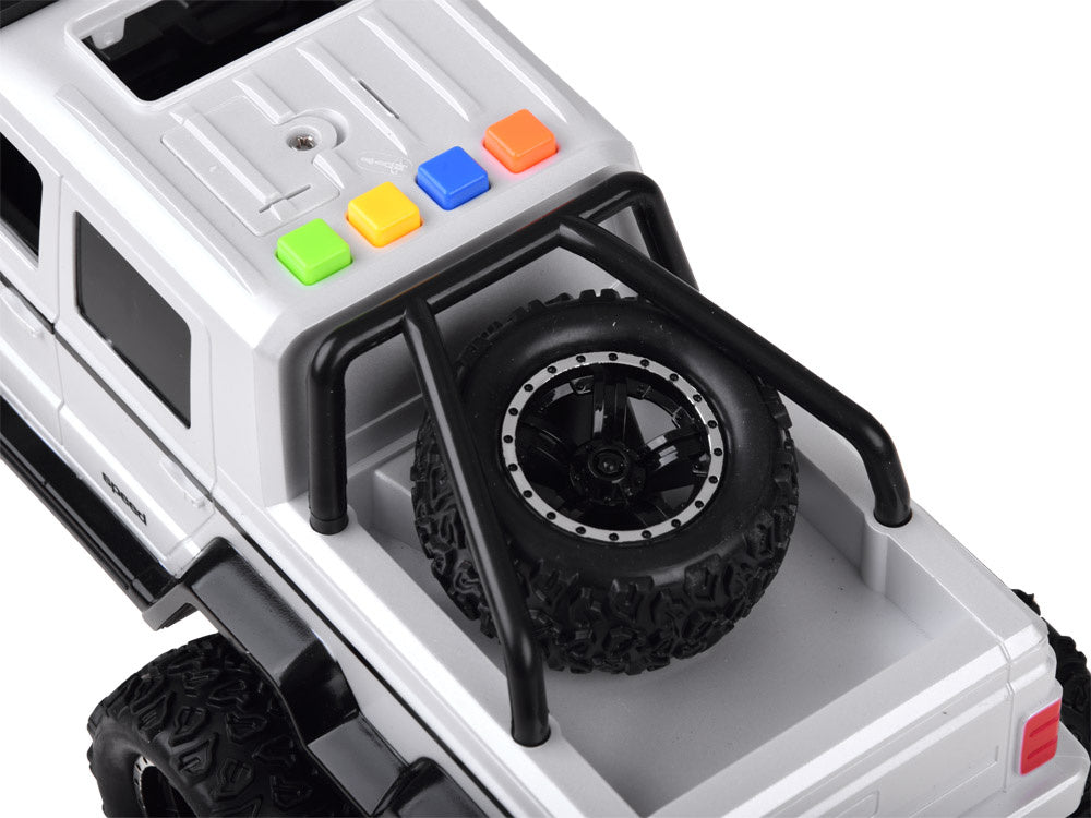 Visureigis pikapas, baltas