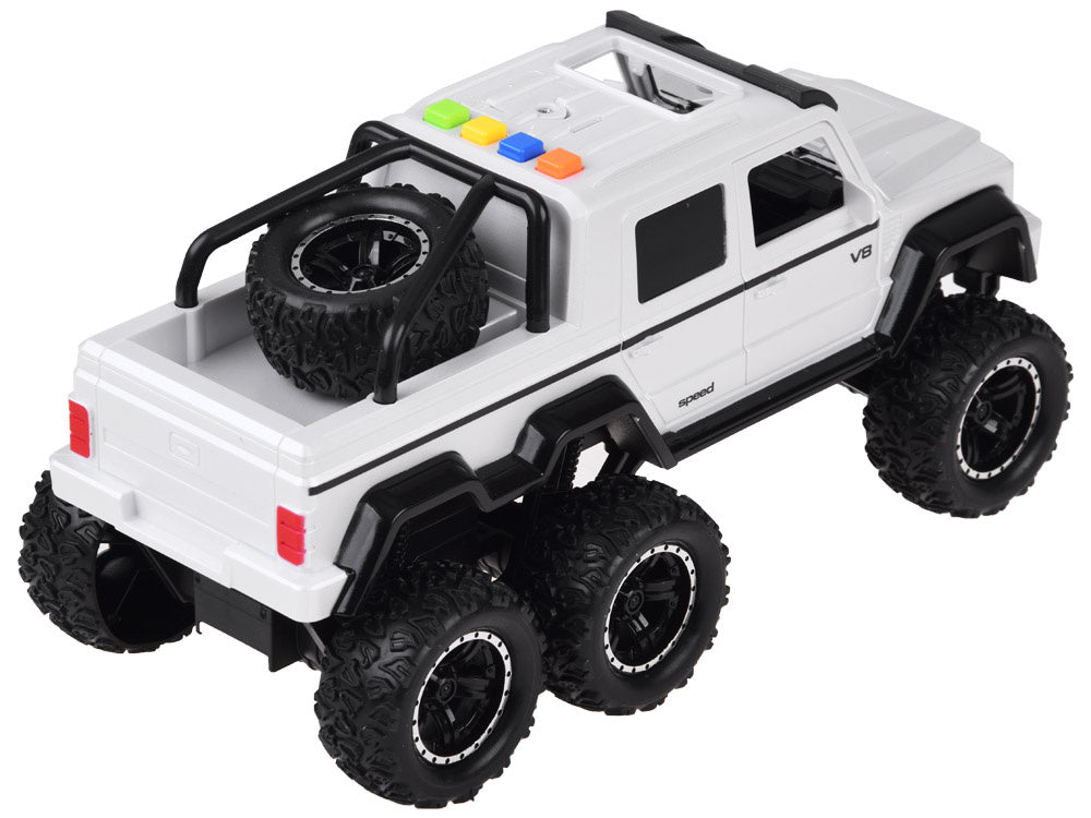 Visureigis pikapas, baltas