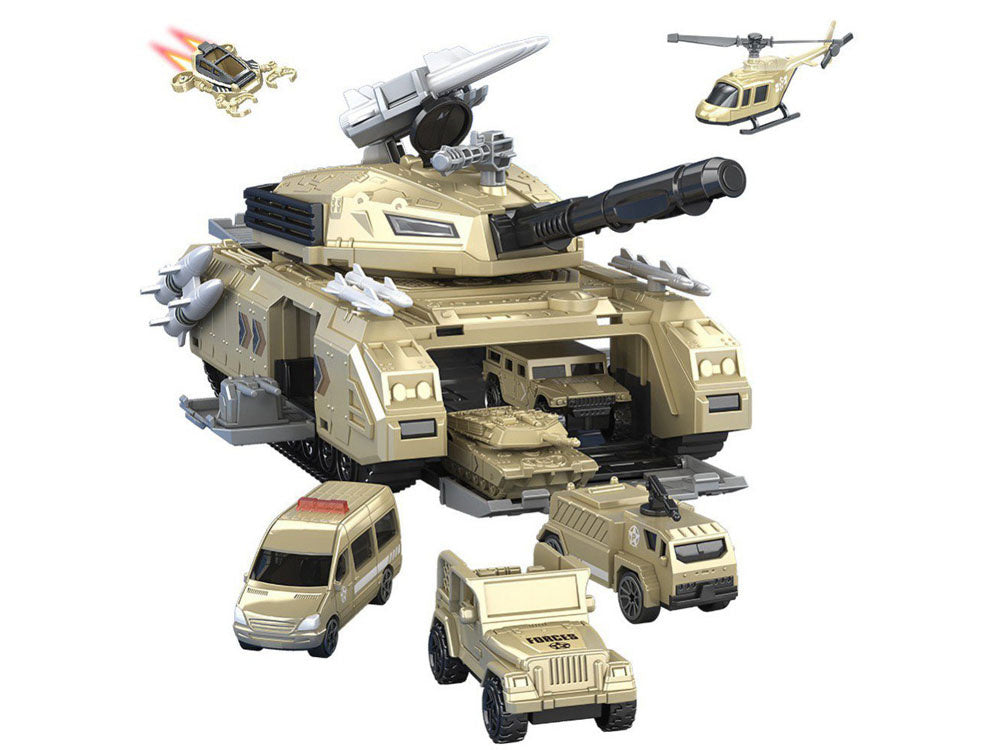 Karinis tankas su priedais