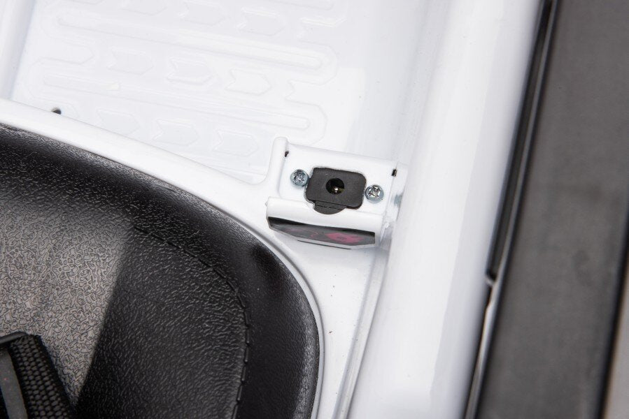 Vienvietis elektromobilis vaikams Audi Q7, baltas