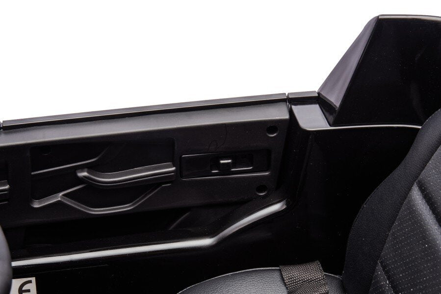 Vienvietis elektromobilis vaikams Audi Q7, juodas