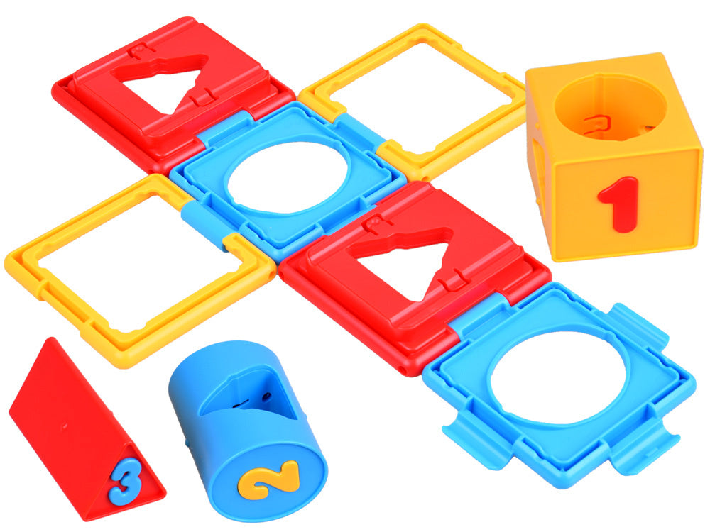 Mokomasis kubas, Hola