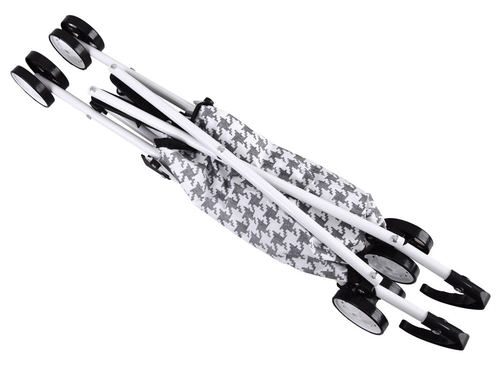 Lėlių vežimėlis, juodai baltas