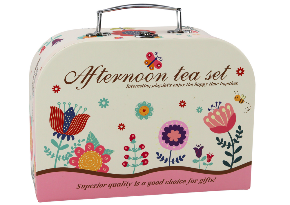 Žaislinis arbatos rinkinys lagamine