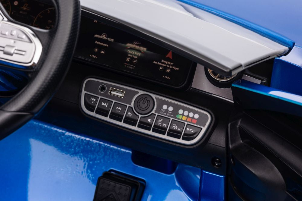 Vienvietis elektromobilis vaikams Mercedes CLA 45s AMG 4x4, mėlynas lakuotas