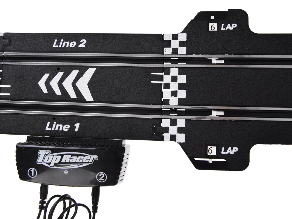 Nuotoliniu būdu valdoma lenktynių trasa su dviem AUDI automobiliais 8 m