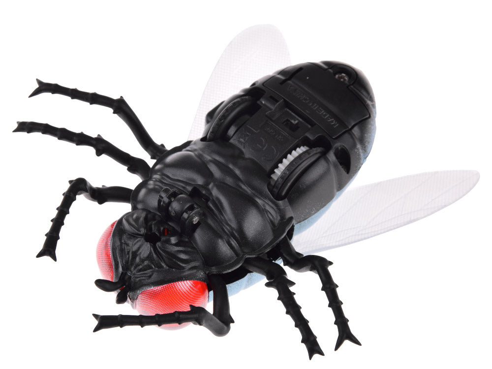 Nuotoliniu būdu valdoma musė