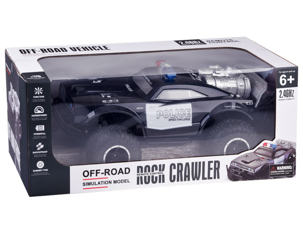 Nuotoliniu būdu valdomas policijos sunkvežimis monstras