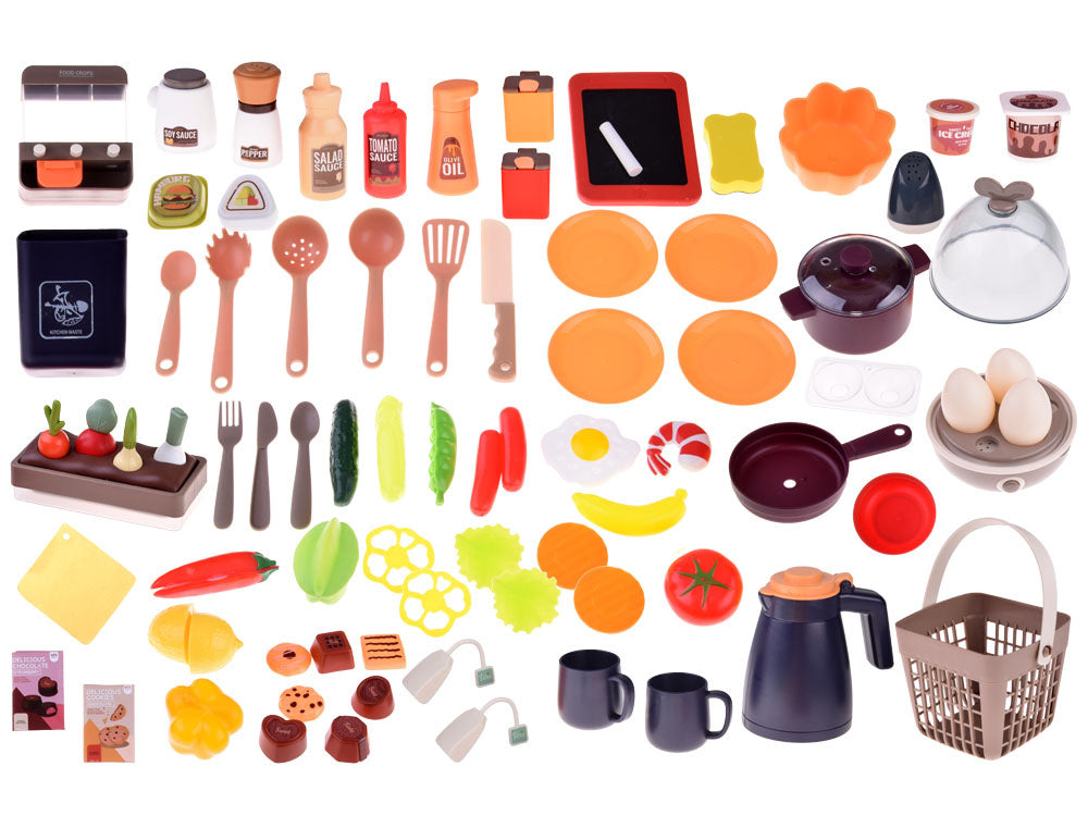 Vaikiška virtuvėlė su virtuvės indais ir maisto produktais