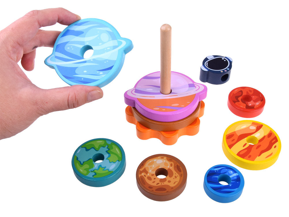 Medinė piramidės formos dėlionė 10 el