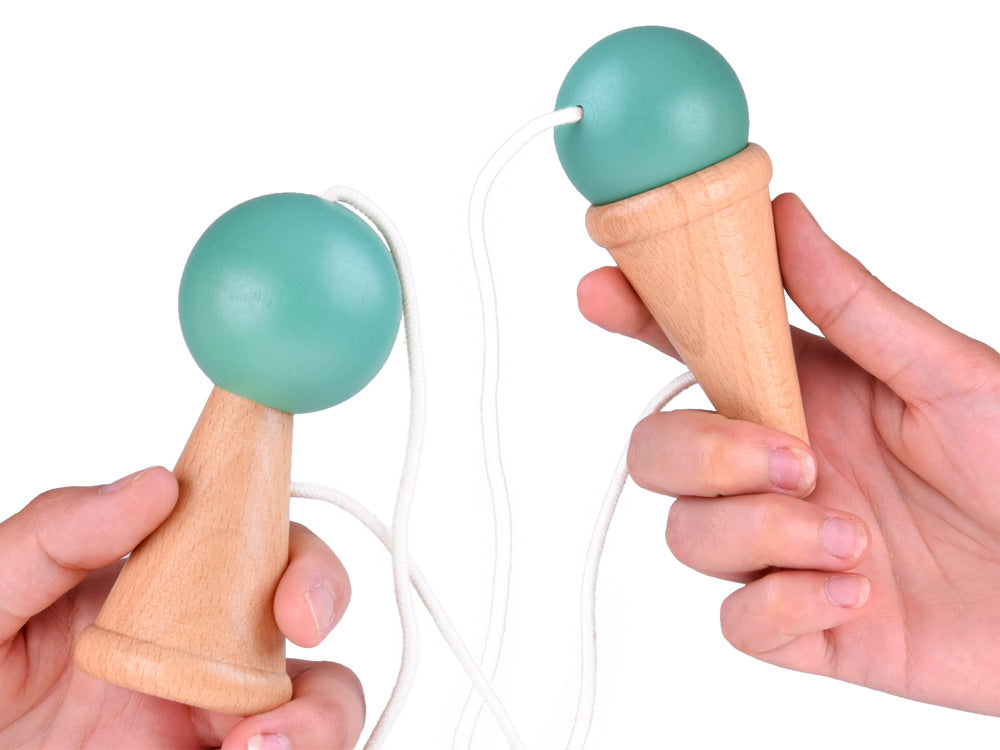 Medinis arkadinis žaidimas “Sugauti kamuolį”