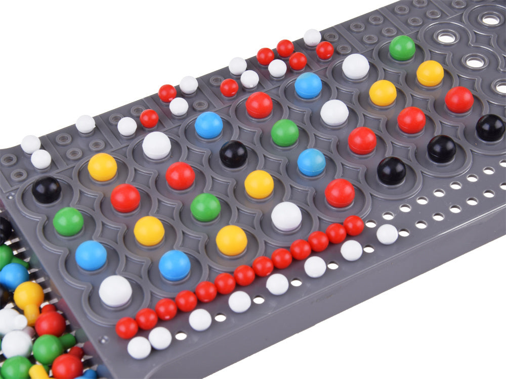 Loginis stalo žaidimas "Mastermind"