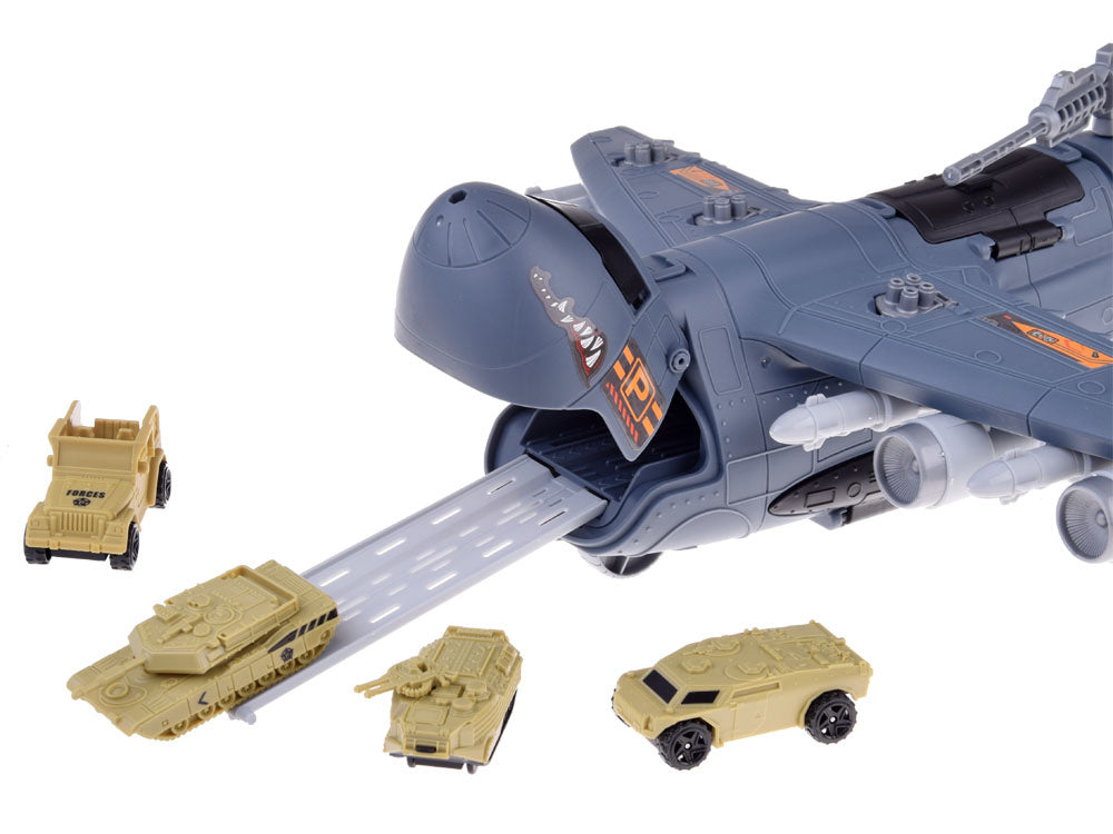 Didelė karinė bazė su oro uostu ir priedais