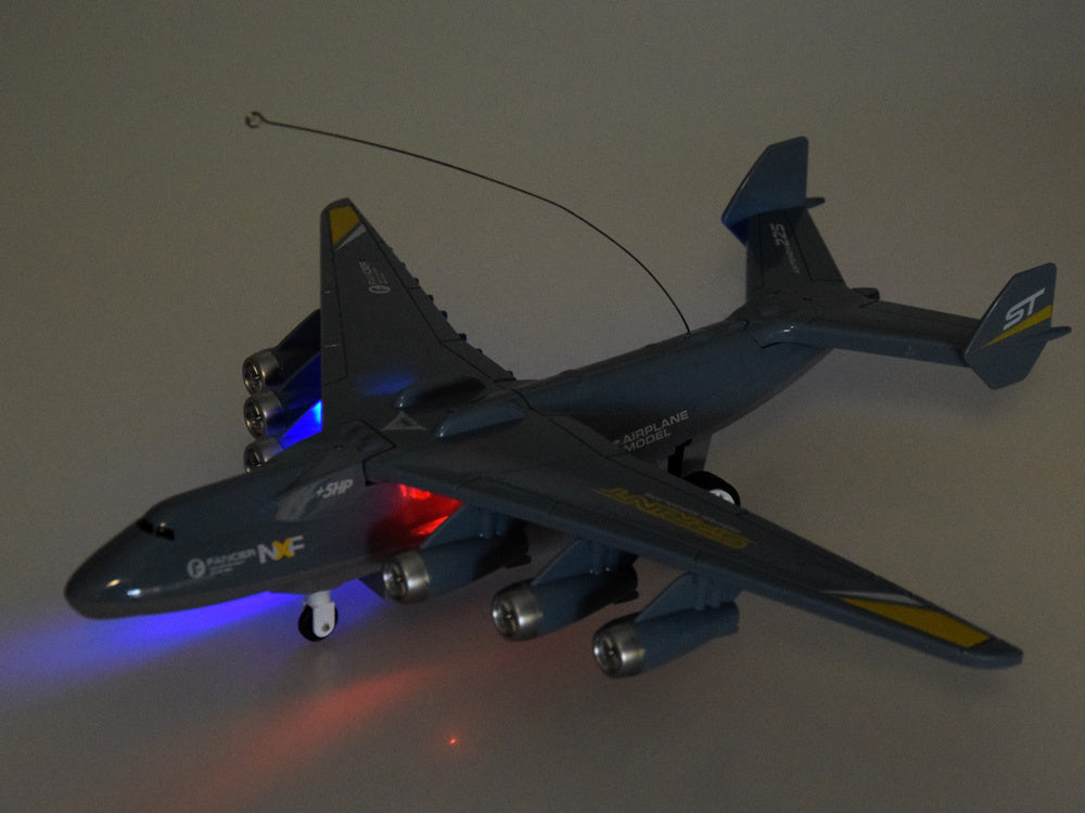 Nuotoliniu būdu valdomas lėktuvas su šviesos efektais, pilkas