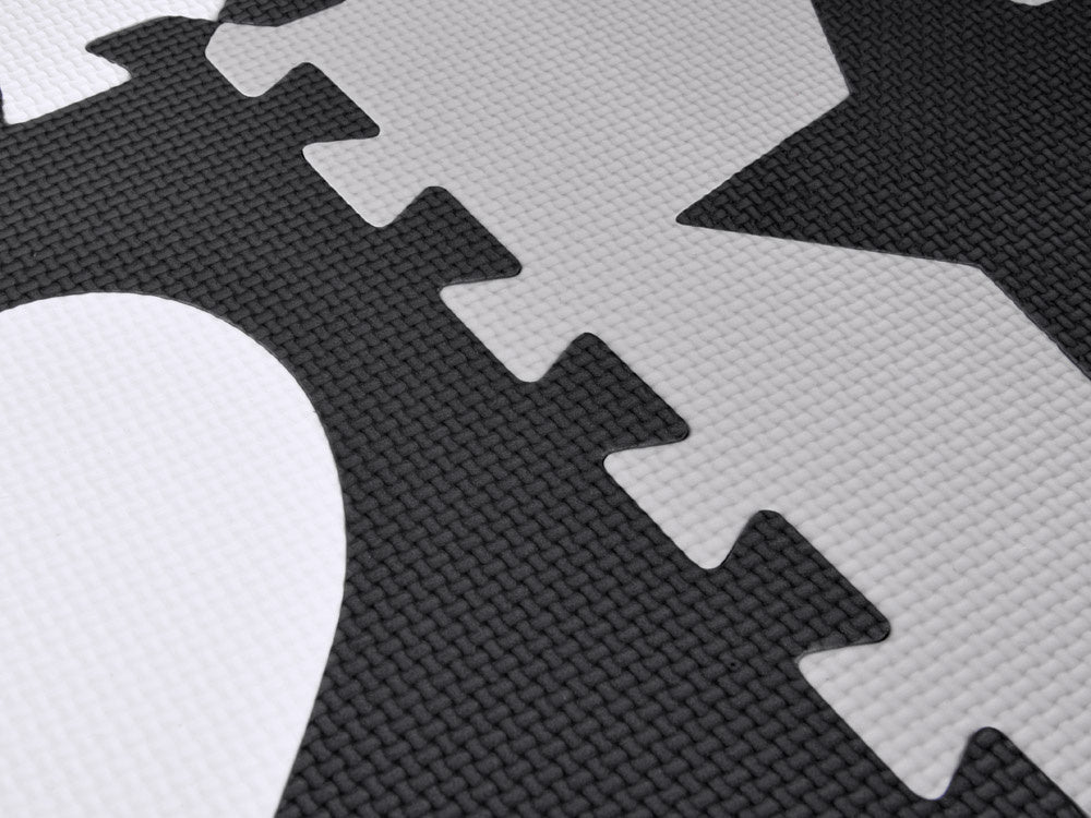 Putplasčio kilimėlis dėlionė, juodai balta