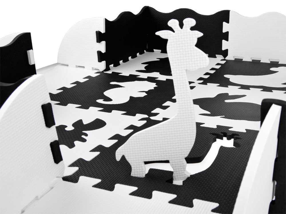 Putplasčio kilimėlis dėlionė gyvūnai, juodai balta