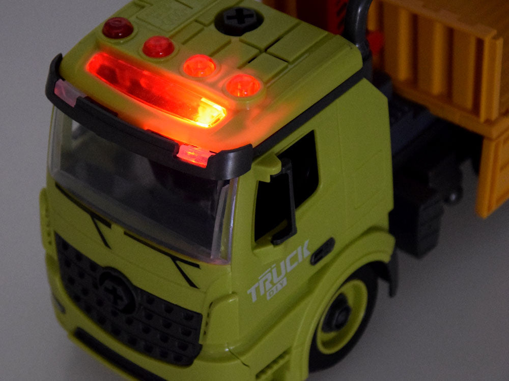 Statybinis sunkvežimis  su manipuliatoriumi