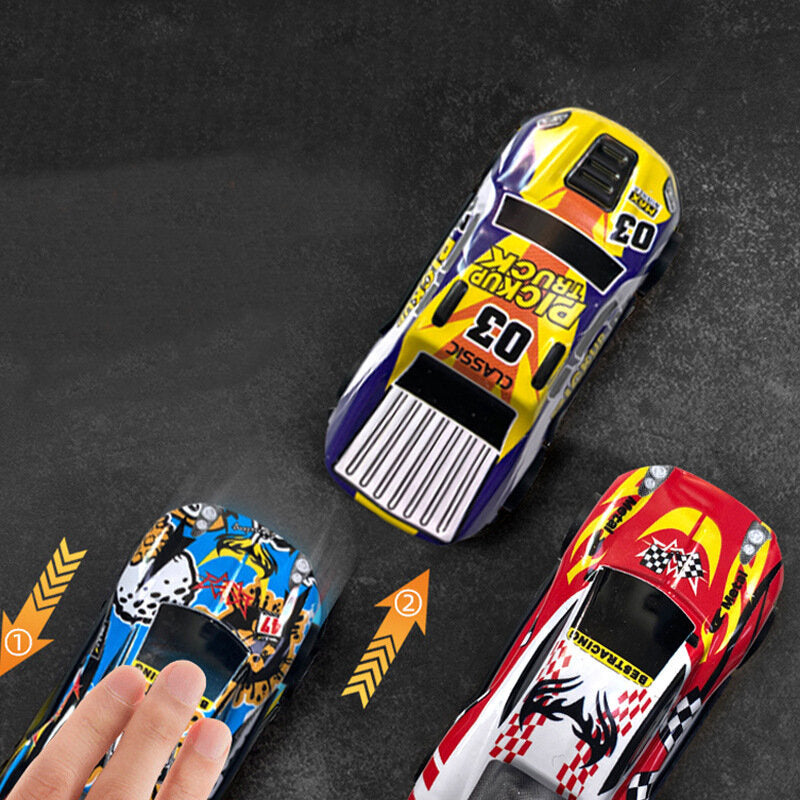 Spalvotų automobilių modeliukų rinkinys 25 el.