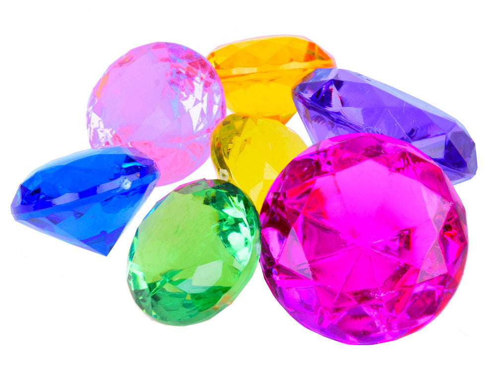 Piratų skrynia su spalvotais kristalais