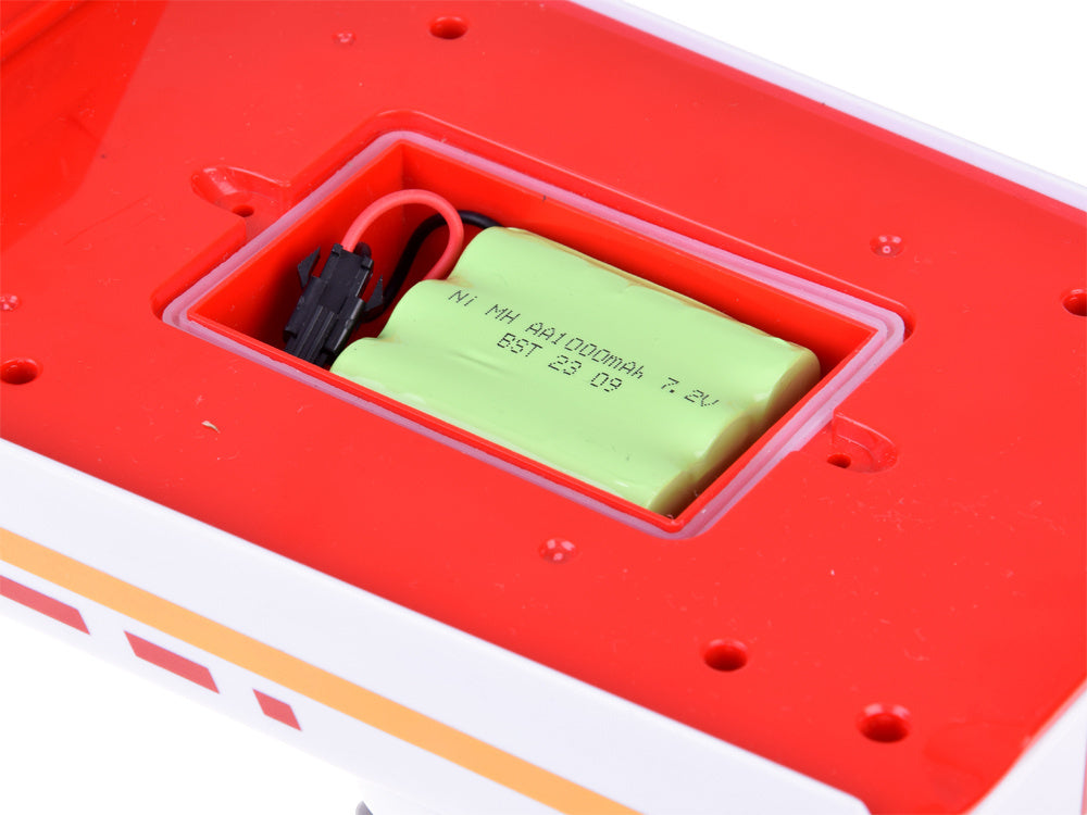 Nuotoliniu būdu valdomas ugniagesių kateris su garso efektais